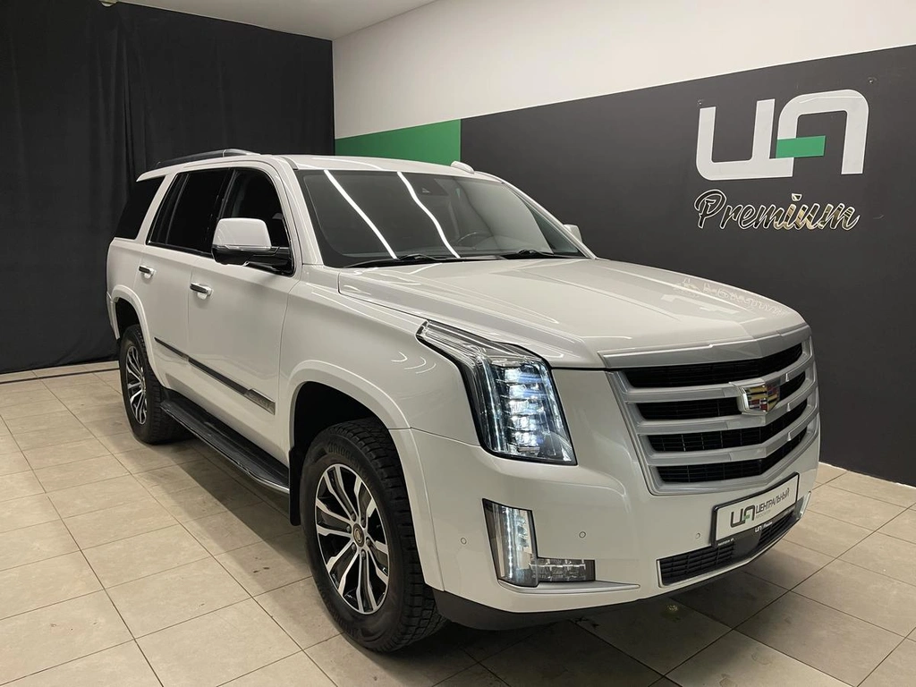 Внедорожник Cadillac Escalade 2020 года, 6000000 рублей, Красноярск