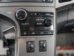 Внедорожник Toyota Venza 2013 года, 2399000 рублей, Красноярск