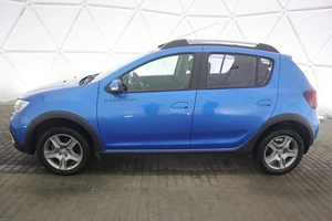 Хэтчбек Renault Sandero 2020 года, 1410000 рублей, Орёл