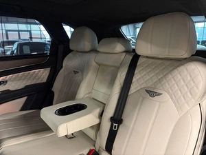 Внедорожник Bentley Bentayga 2023 года, 26990000 рублей, Павловская Слобода