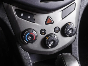 Седан Chevrolet Aveo 2012 года, 699000 рублей, Ростов-на-Дону