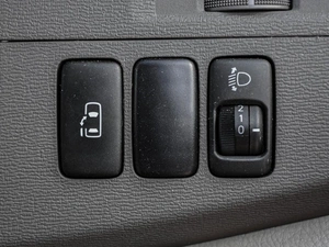 Минивэн Toyota Isis 2010 года, 1399000 рублей, Кирилловка