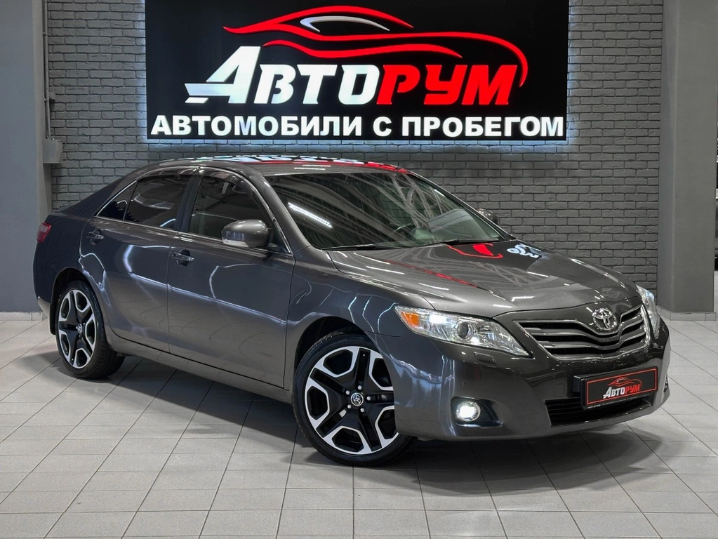Седан Toyota Camry 2011 года, 1347000 рублей, Красноярск