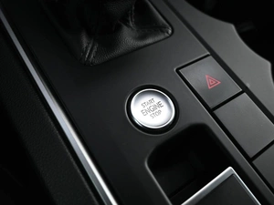 Внедорожник Volkswagen Touareg 2019 года, 3899000 рублей, Кирилловка