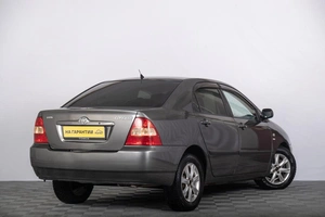 Седан Toyota Corolla 2004 года, 499000 рублей, Томск