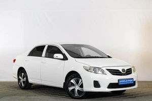 Седан Toyota Corolla 2011 года, 929000 рублей, Тюмень