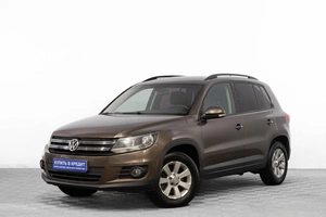 Внедорожник Volkswagen Tiguan 2014 года, 1259000 рублей, Барнаул