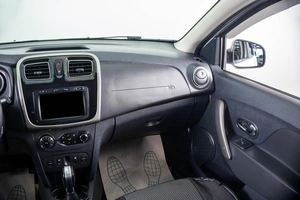 Седан Renault Logan Stepway 2022 года, 1559000 рублей, Пермь