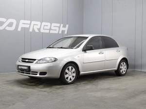 Хетчбэк Chevrolet Lacetti 2011 года, 560000 рублей, Омск