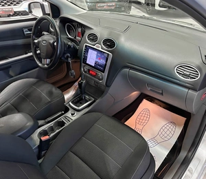 Хетчбэк Ford Focus 2010 года, 667000 рублей, Красноярск
