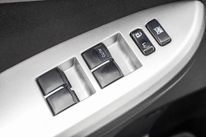 Седан Toyota Corolla 2012 года, 1199000 рублей, Барнаул