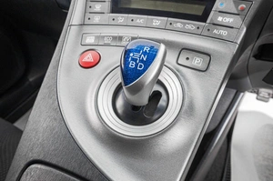 Лифтбек Toyota Prius 2014 года, 1199000 рублей, Барнаул
