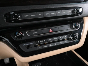 Минивэн Kia Carnival 2019 года, 3075000 рублей, Аксай