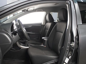 Седан Toyota Corolla 2007 года, 620000 рублей, Омск