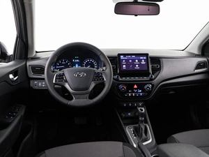 Седан Hyundai Solaris 2021 года, 1599077 рублей, Москва