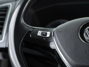 Минивэн Volkswagen Multivan 2016 года, 3427077 рублей, Москва