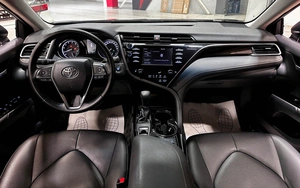 Седан Toyota Camry 2020 года, 2997000 рублей, Красноярск