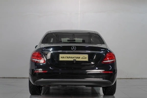 Седан Mercedes-benz E-класс 2019 года, 1899000 рублей, Челябинск