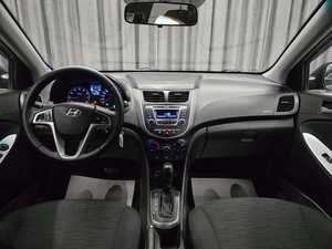 Седан Hyundai Solaris 2015 года, 820000 рублей, Красноярск