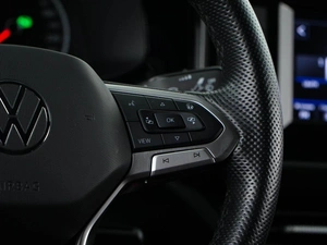 Лифтбек Volkswagen Polo 2022 года, 1777077 рублей, Москва