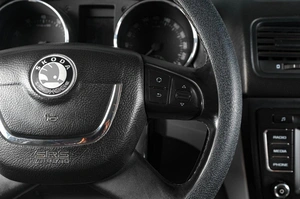 Внедорожник Skoda Yeti 2013 года, 729000 рублей, Тюмень