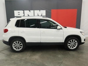 Внедорожник Volkswagen Tiguan 2013 года, 1530000 рублей, Курск