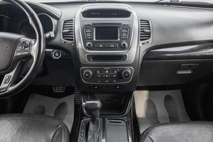 Внедорожник Kia Sorento 2013 года, 1649000 рублей, Барнаул