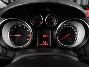 Внедорожник Opel Mokka 2013 года, 1069000 рублей, Тюмень