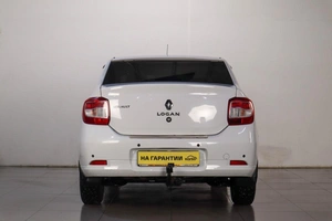 Седан Renault Logan 2017 года, 969000 рублей, Челябинск