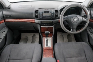 Седан Toyota Allion 2003 года, 739000 рублей, Красноярск