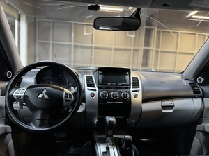 Внедорожник Mitsubishi Pajero Sport 2013 года, 1747000 рублей, Красноярск