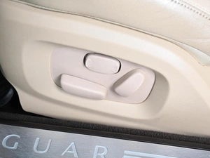 Седан Jaguar XF 2011 года, 1379000 рублей, Аксай