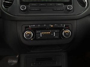 Внедорожник Volkswagen Tiguan 2013 года, 1442000 рублей, Ставрополь