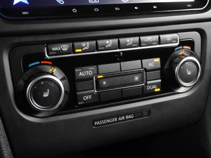 Хетчбэк Volkswagen Golf 2010 года, 899000 рублей, Воронеж