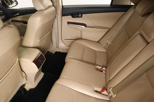 Седан Toyota Camry 2012 года, 1999000 рублей, Пермь