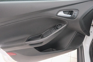 Хетчбэк Ford Focus 2016 года, 889000 рублей, Красноярск