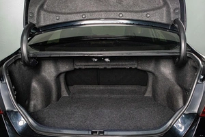 Седан Toyota Camry 2018 года, 2699000 рублей, Сургут