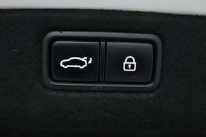 Седан Kia Quoris 2013 года, 1753000 рублей, Солонцы