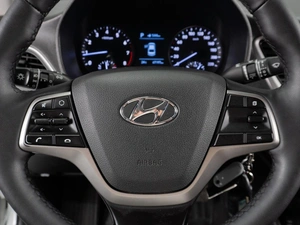 Седан Hyundai Solaris 2018 года, 1398000 рублей, Тюмень
