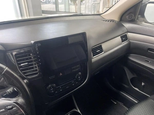 Внедорожник Mitsubishi Outlander 2015 года, 1864000 рублей, Красноярск