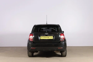 Хетчбэк Toyota Urban Cruiser 2009 года, 989000 рублей, Новосибирск