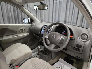 Хетчбэк Nissan March 2013 года, 700000 рублей, Красноярск