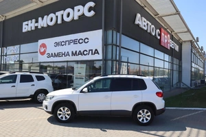 Внедорожник Volkswagen Tiguan 2013 года, 1500000 рублей, Мирное