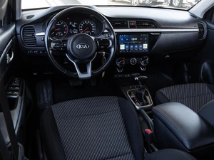Седан Kia Rio 2019 года, 1520000 рублей, Волгоград