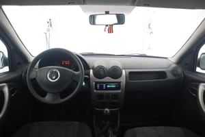 Седан Renault Logan 2015 года, 795000 рублей, Орёл