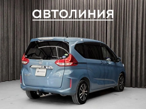 Минивэн Honda Freed 2017 года, 1550000 рублей, Красноярск