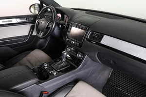 Внедорожник Volkswagen Touareg 2017 года, 3449000 рублей, Пермь