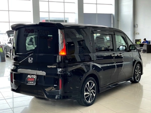 Минивэн Honda Stepwgn Spada 2015 года, 1797000 рублей, Солонцы