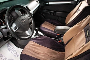 Хетчбэк Opel Astra 2010 года, 469000 рублей, Сургут