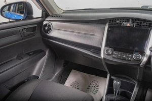 Универсал Toyota Corolla Fielder 2018 года, 1599000 рублей, Томск